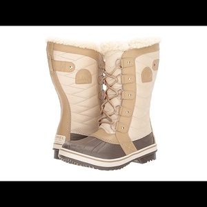 Sorel Women's Tofino II Waterproof Insulated Boots
